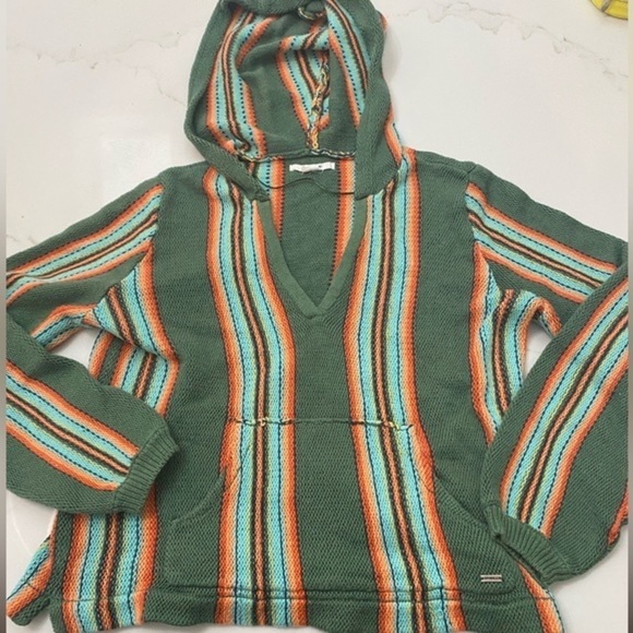O'Neill Tops - Oneils women pullover size small